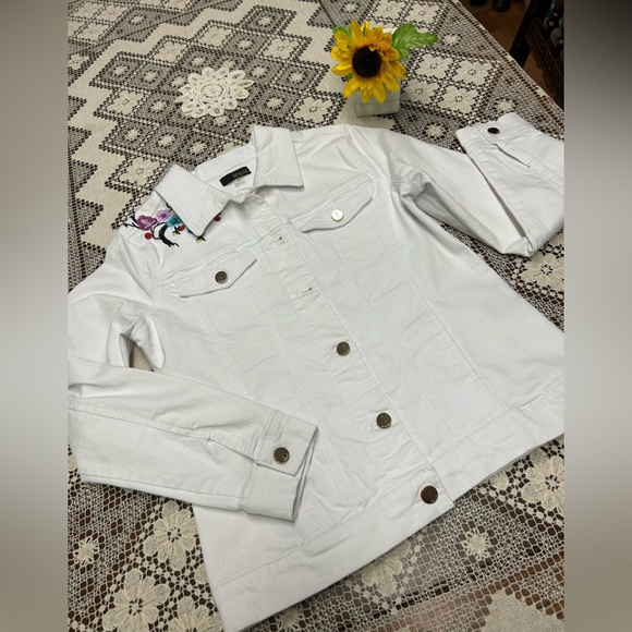 RENUAR denim jacket - Picture 3 of 10